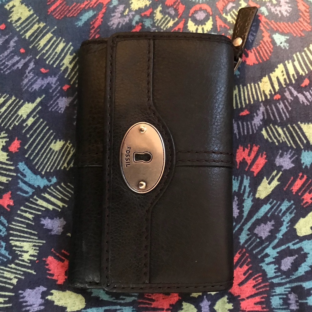 Fossil wallet